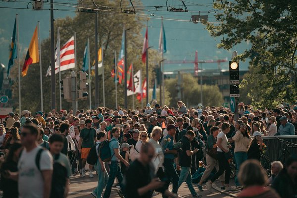 Collaboration Essentielle : Le Rôle Crucial du Travail d'Équipe en Milieu Hospitalier